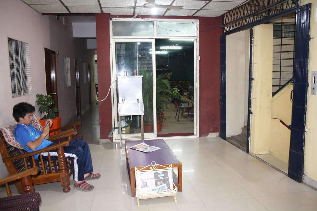 Minerva Residency Hotel Bangalore Ngoại thất bức ảnh